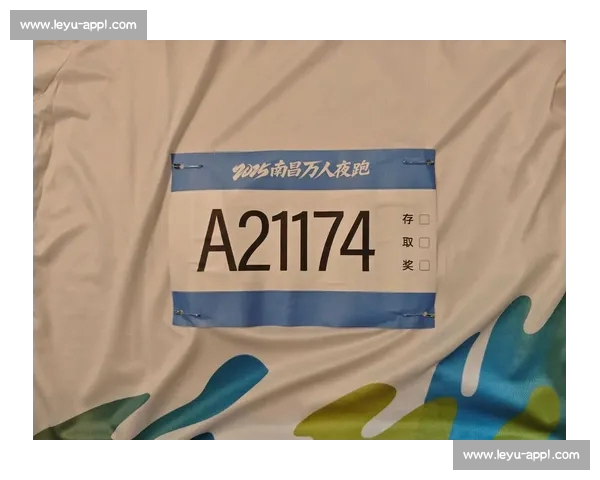 洪州大桥见证万人双向奔赴 南昌夜跑点燃全城热恋