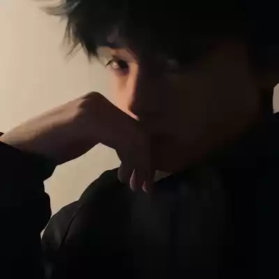 闻皎月